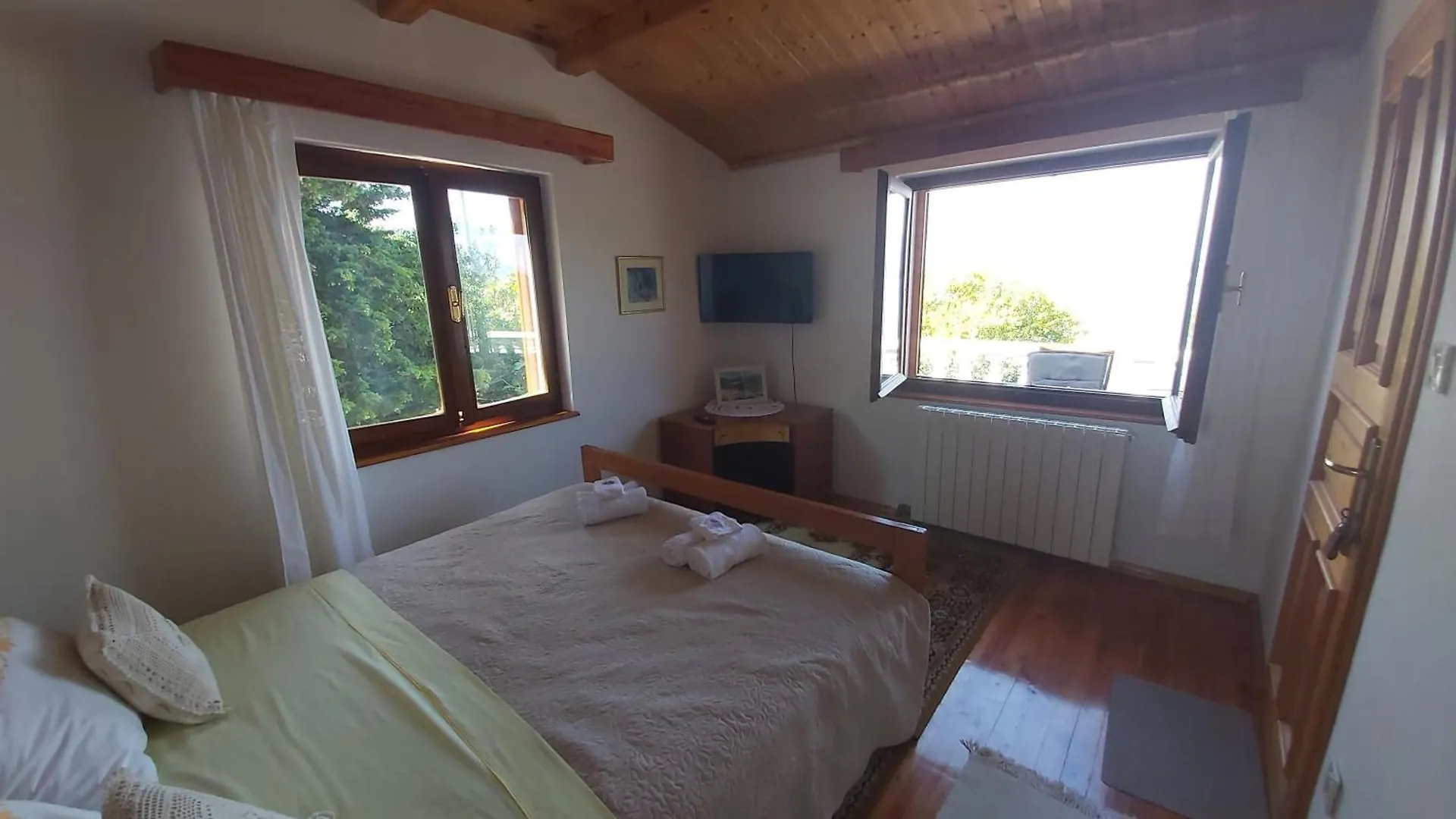 Apartments By The Sea Merag, Cres - 11791 Croatia